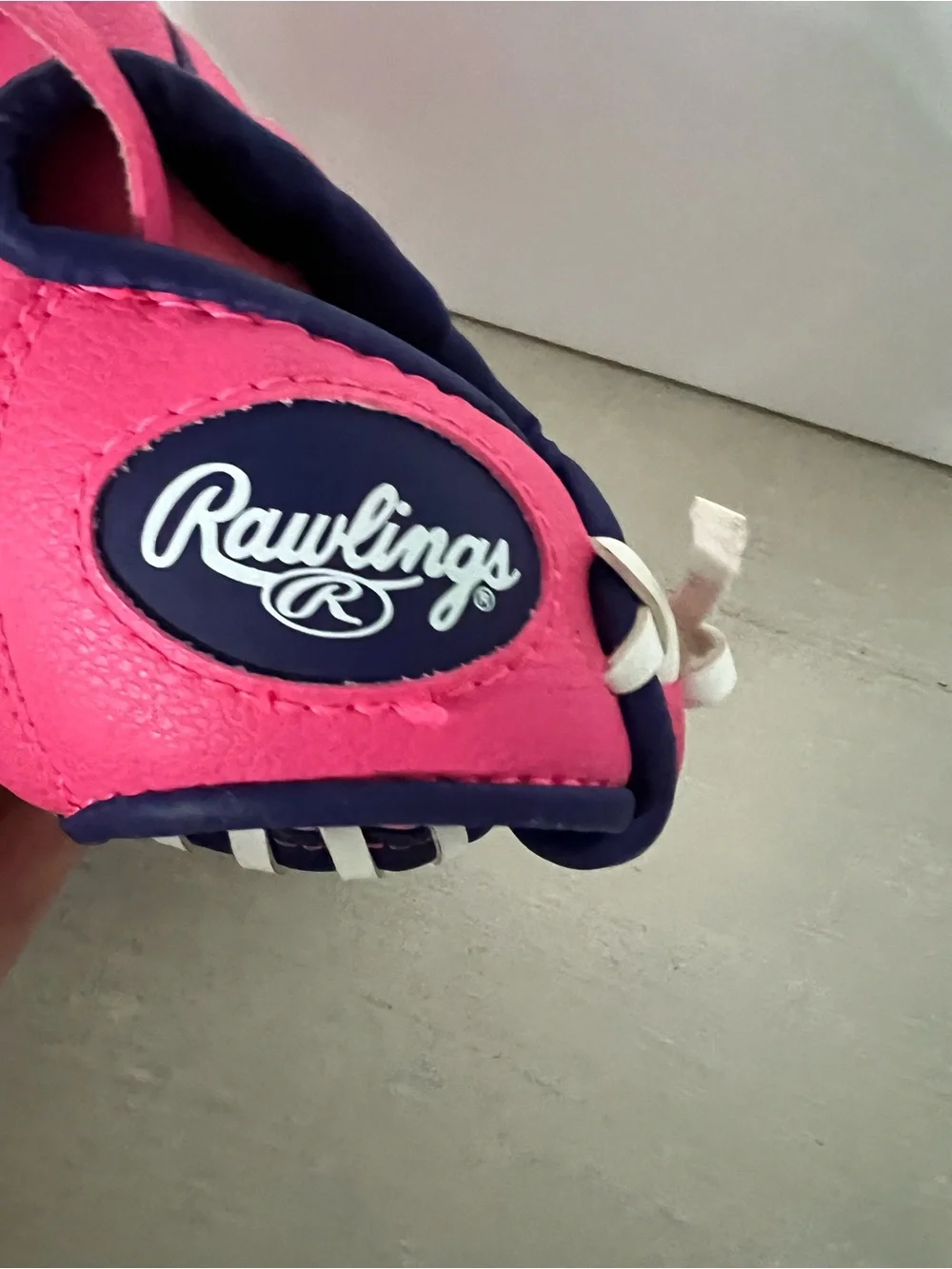 Rawlings Players Series 9” Youth Baseball Softball Glove Pink purple Right hand
